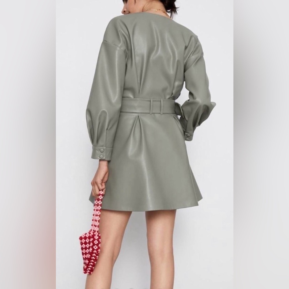 Zara Sage Green Faux Leather Mini Dress Puff Sleeve Belted V-Neck Snap S - Picture 4 of 10
